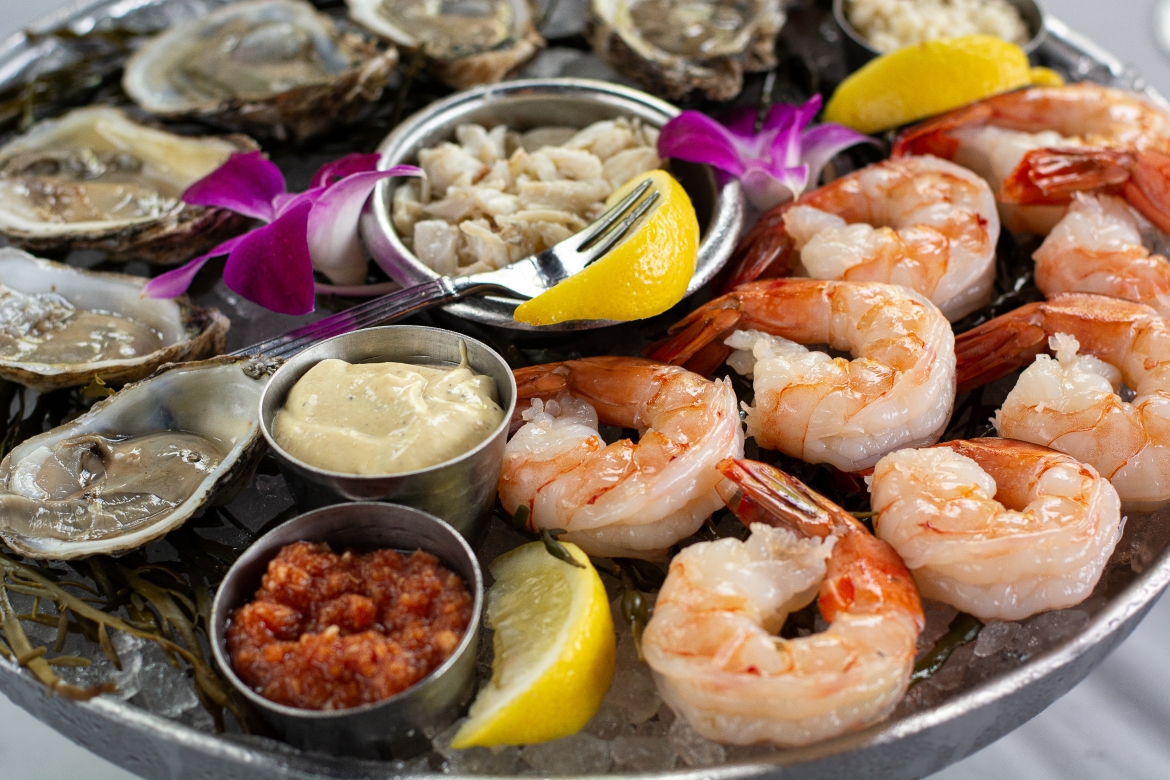 Raw Bar Seafood Platter